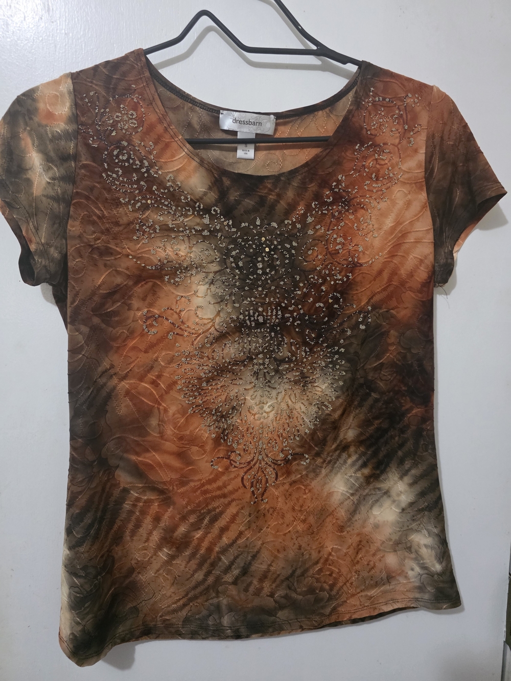 dressbarn Brown Rust Tie-Dye Short Sleeve Top with Embellishment